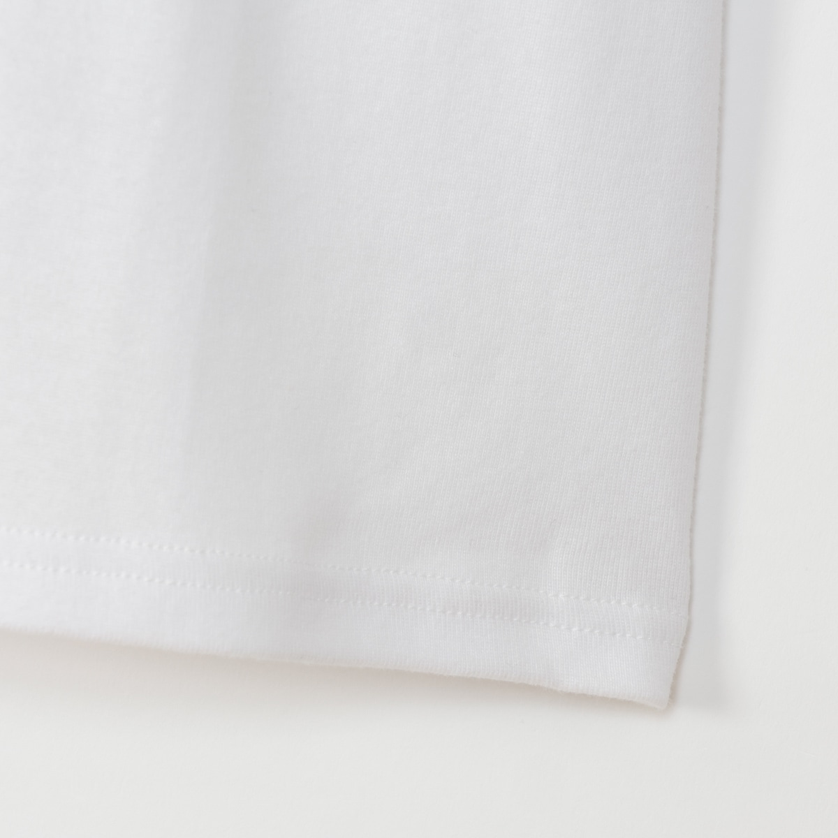 Hanes originalsコンパクトTシャツ 25SS ヘインズ(HW1-B105)