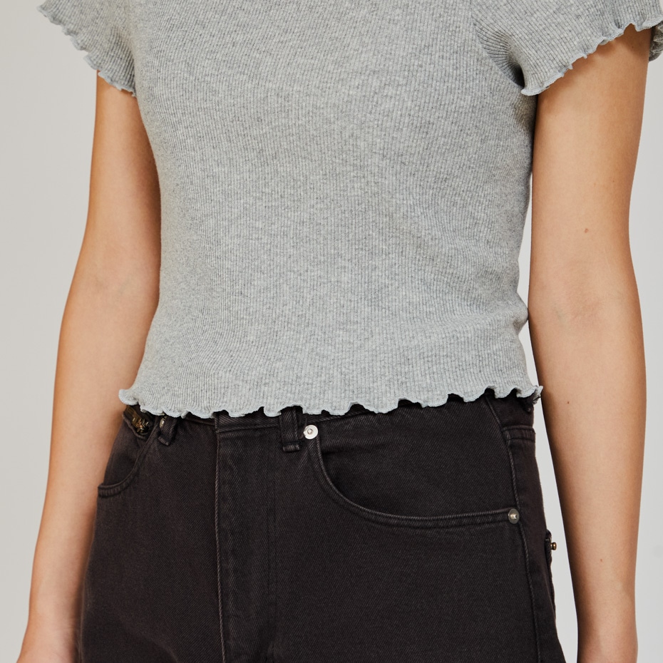 Hanes originalsクロップTシャツ 25SS ヘインズ(HW1-B101)